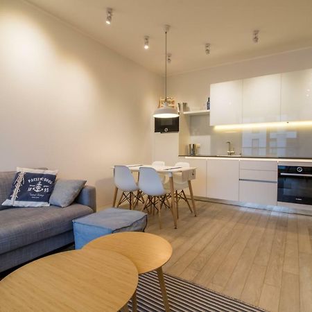 Nadmorski Dwor Wood Apartment Gdańsk Kültér fotó