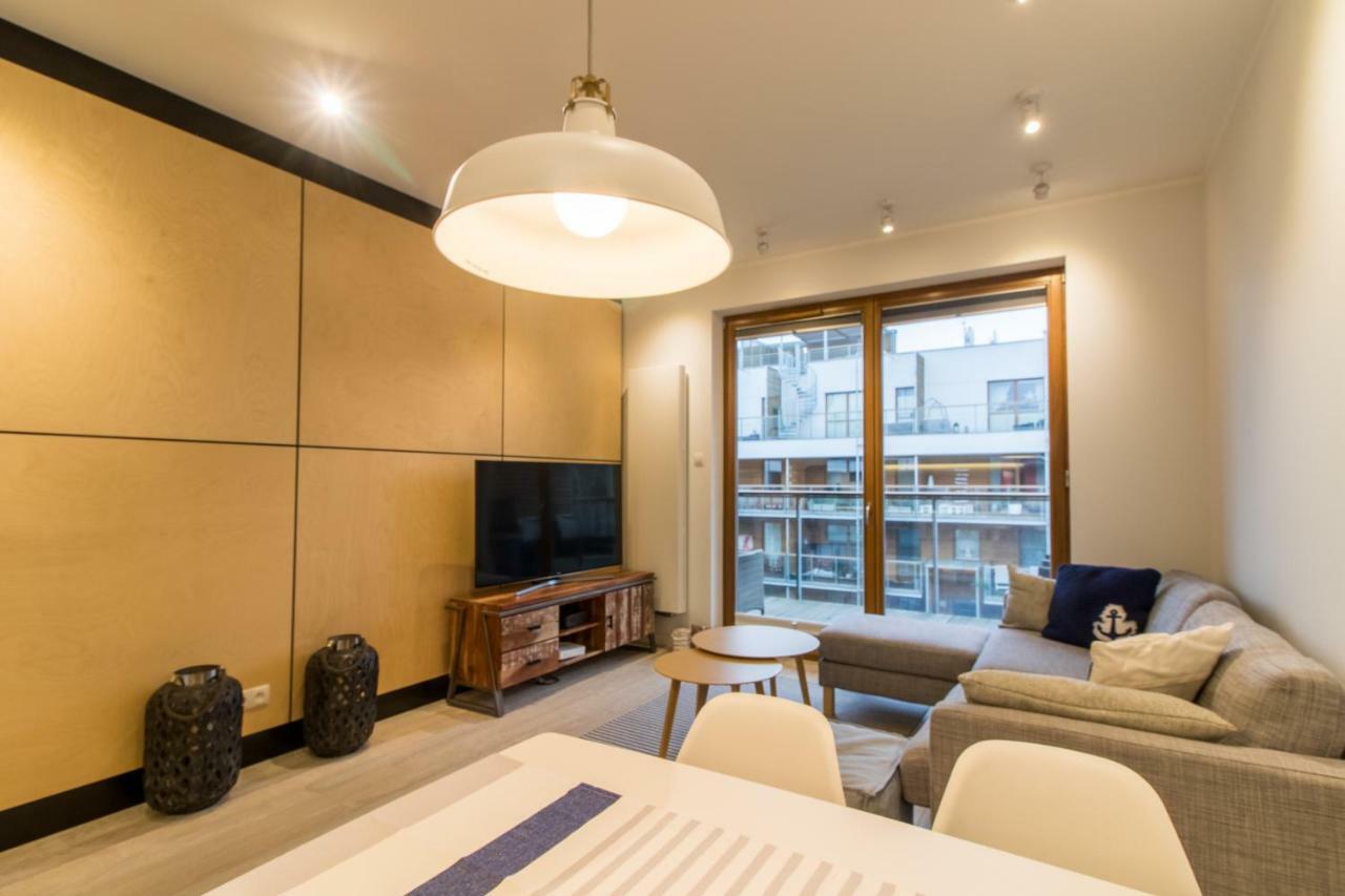 Nadmorski Dwor Wood Apartment Gdańsk Kültér fotó
