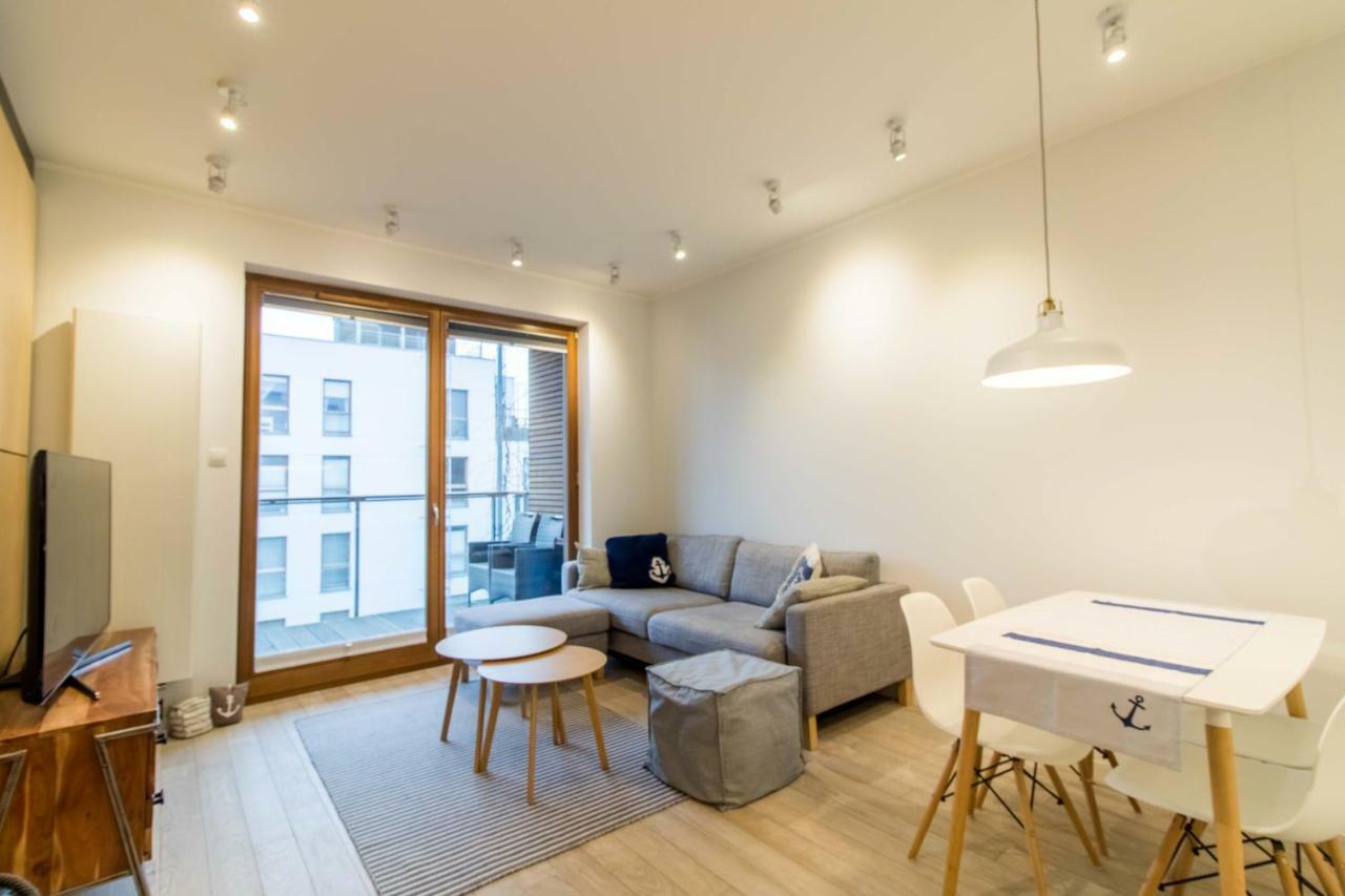 Nadmorski Dwor Wood Apartment Gdańsk Kültér fotó
